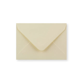 Crèmekleurige Envelop 82x113 mm (C7)