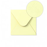 Ivoorkleurig Kuvert met Hamerslagmotief 130 x 130 mm