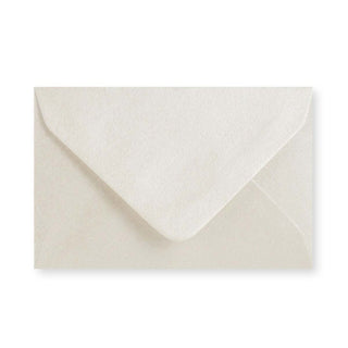 62x94 mm Grijswitte glanzende envelop